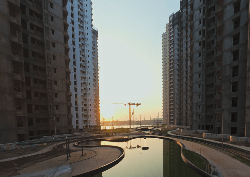 Sunset view of residence near nature